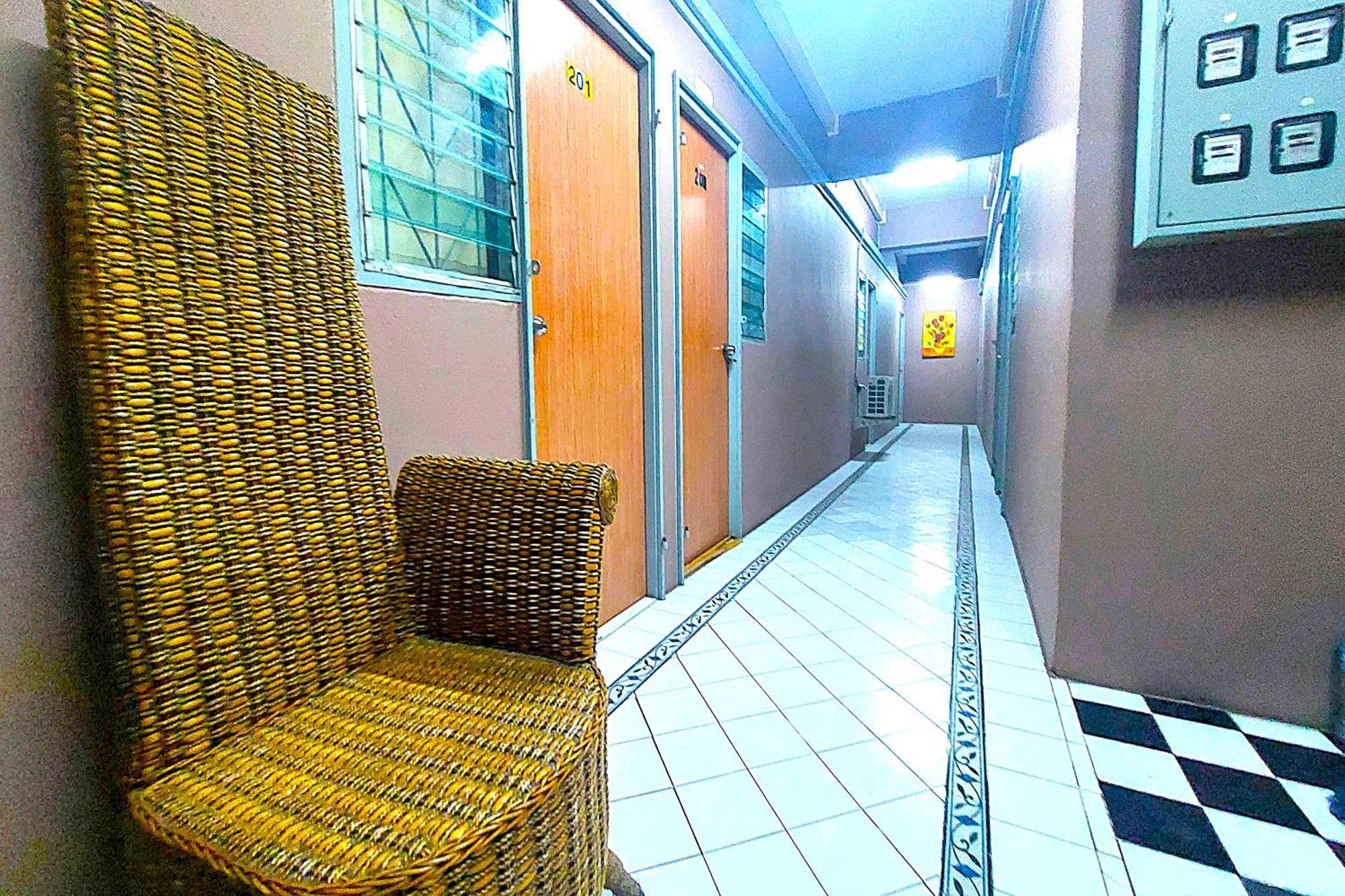 Panasan Villa Bangkok Extérieur photo